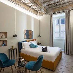 https://pantheon-unique-rooms.it-romehotels.com
