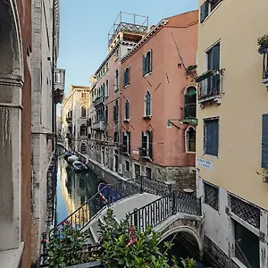 https://bb-ca-bonvicini.hotelslidodijesolo.com